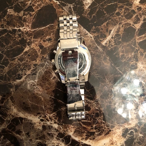 Michael Kors Watch - Picture 3 of 4